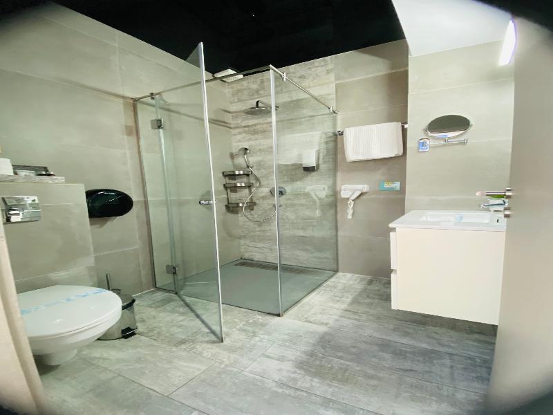MAREA NEAGRA HOTEL image