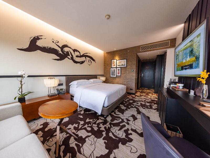 Nobu Hotel Manila image