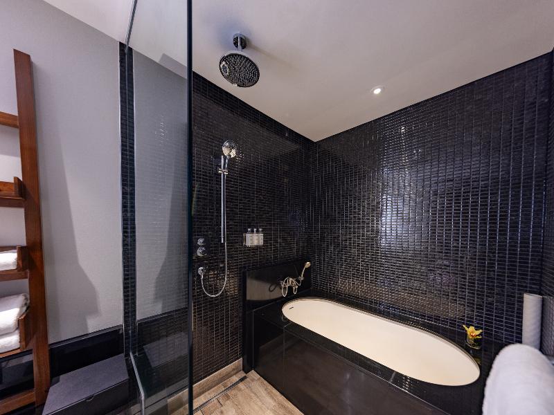 Nobu Hotel Manila image