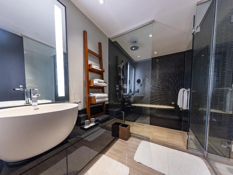 Nobu Hotel Manila image