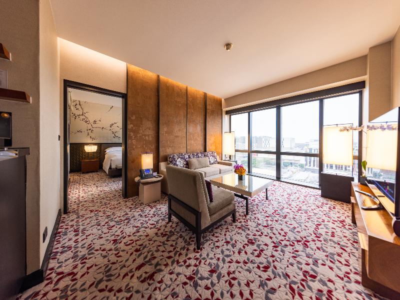 Nobu Hotel Manila image