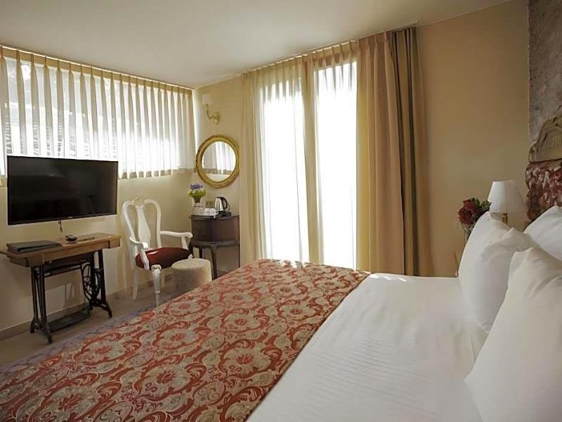 By Murat Royal Hotel image