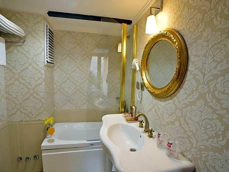 By Murat Royal Hotel image