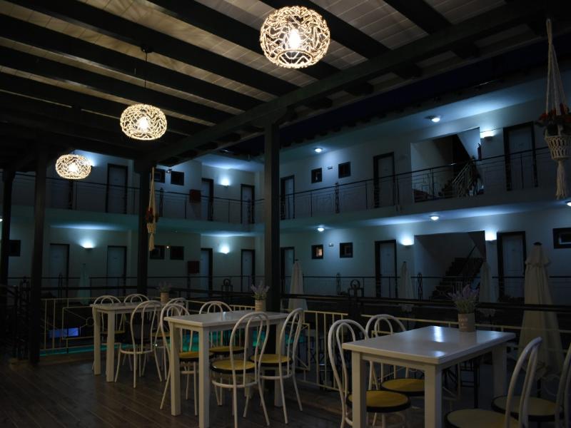 Sun Hotel — general view