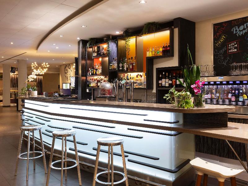 Novotel Paris Saint-Denis Stade Basilique image
