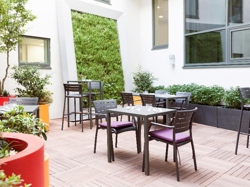 Novotel Paris Saint-Denis Stade Basilique image