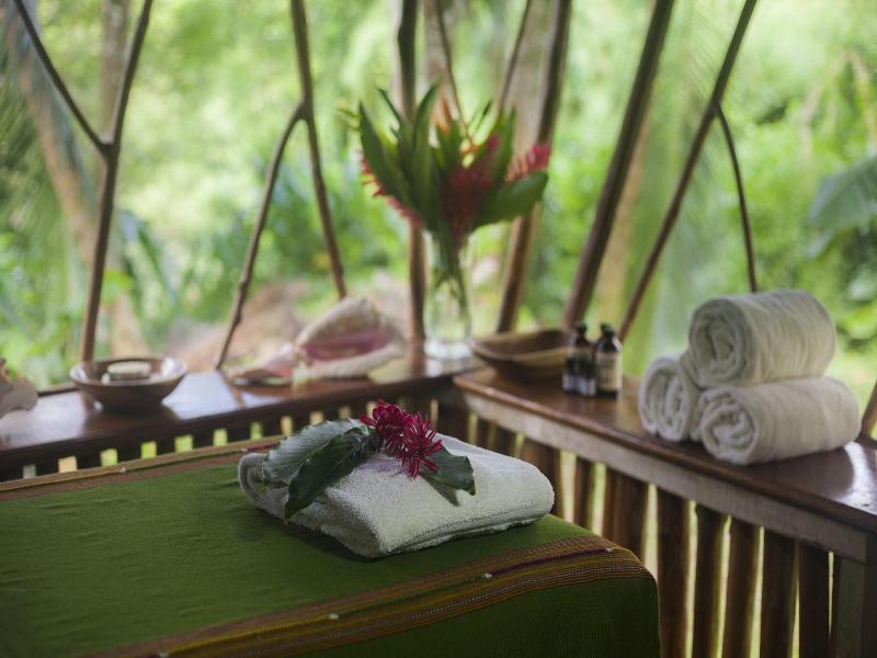 Cotton Tree Lodge image