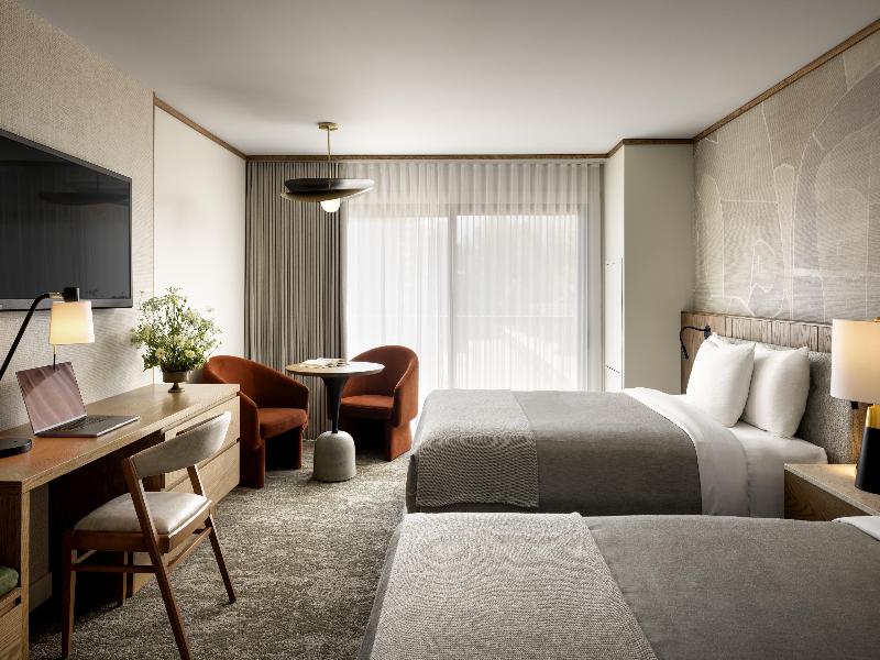 Banff Park Lodge Resort image