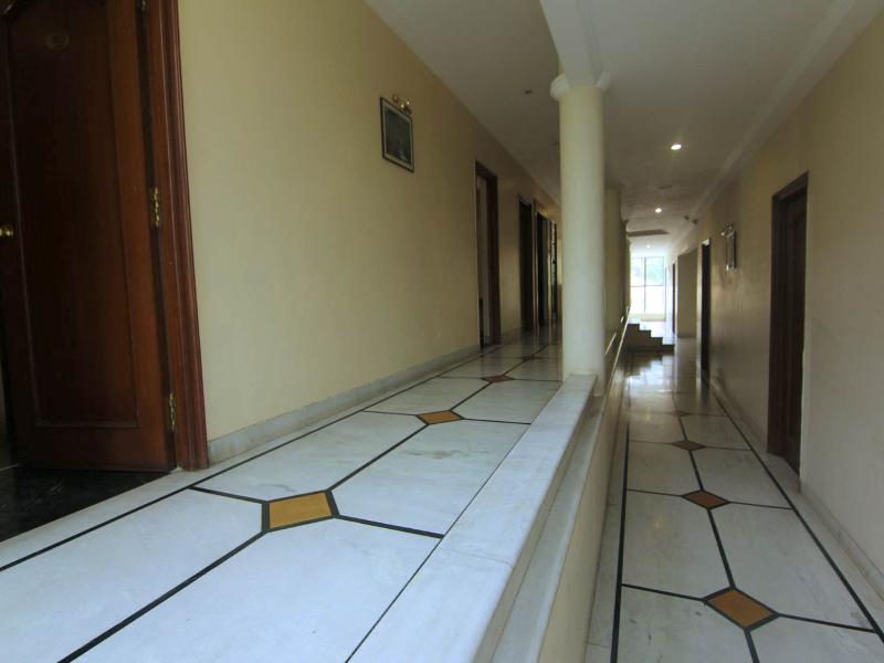 Hotel The Metropole image
