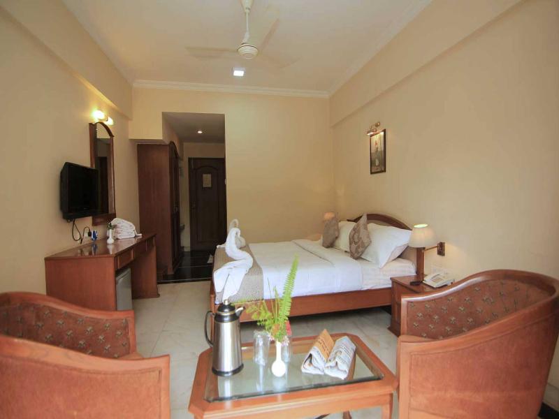 Hotel The Metropole image
