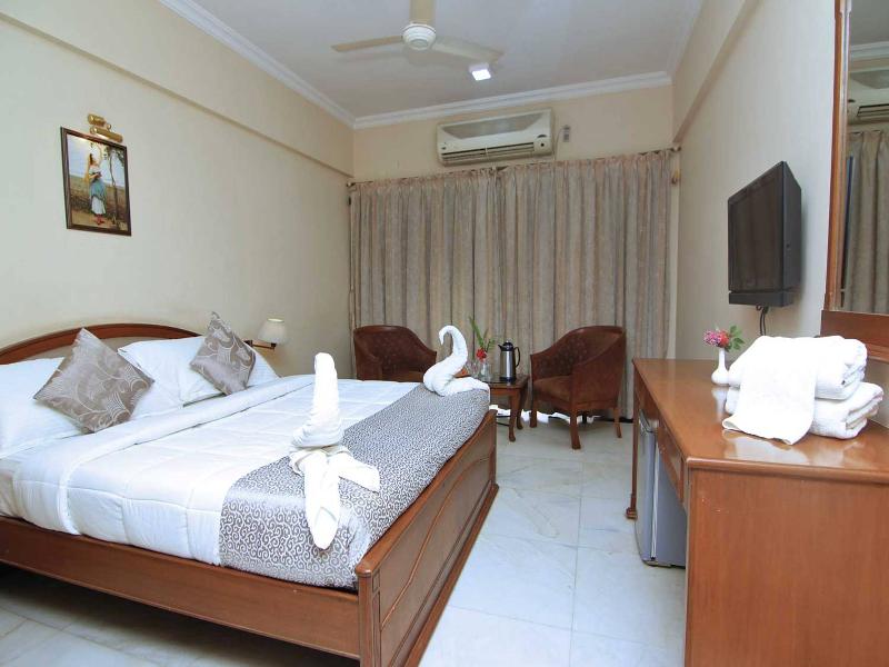 Hotel The Metropole image