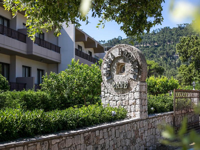 Santa Helena Hotel image