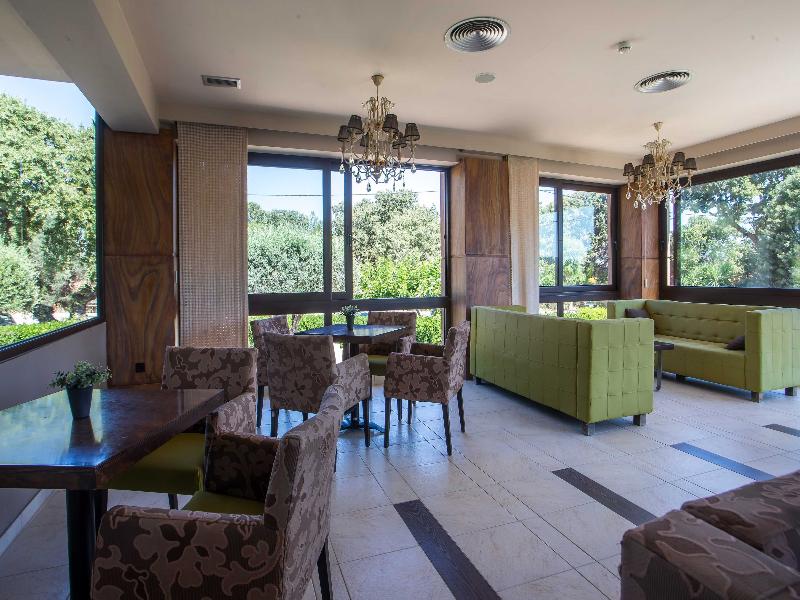 Santa Helena Hotel image