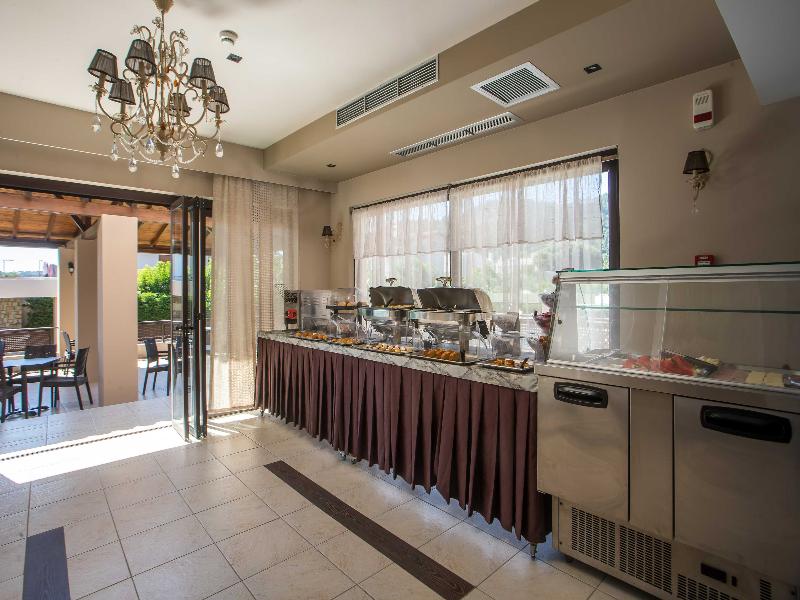 Santa Helena Hotel image