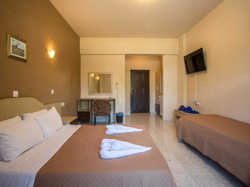 Santa Helena Hotel image