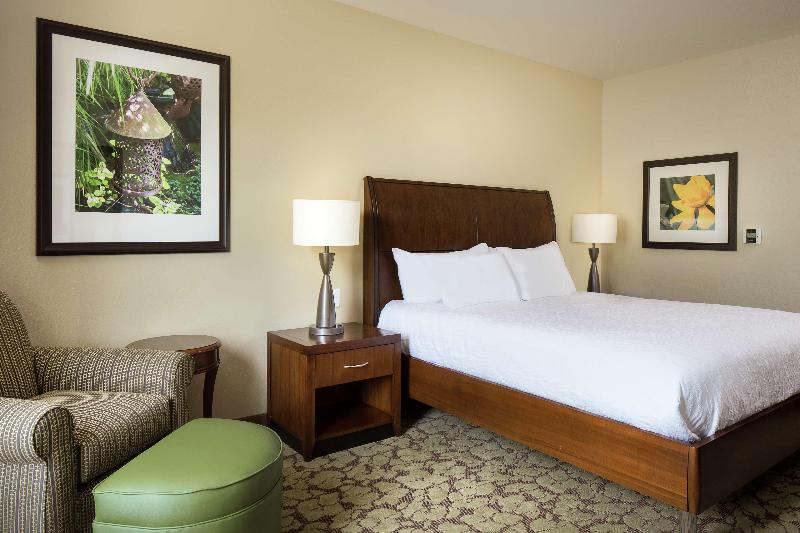 Hilton Garden Inn Bettendorf/Quad Cities image