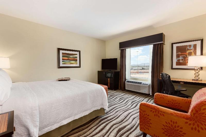 Hampton Inn & Suites El Paso/East photo 9
