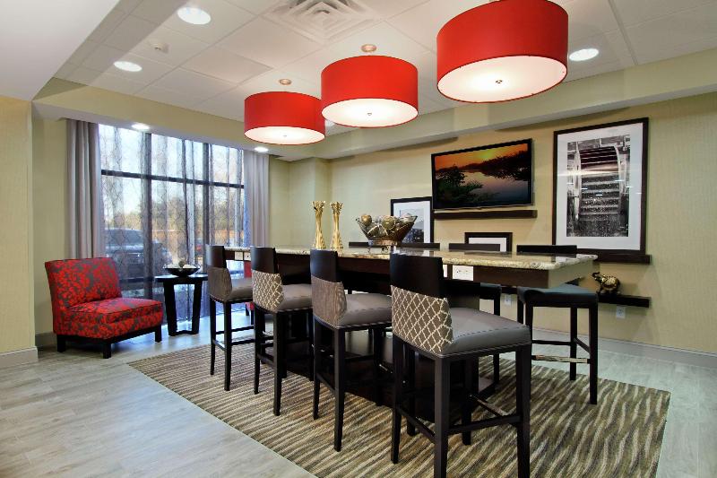 Hampton Inn Jackson/Richland-Highway 49 image