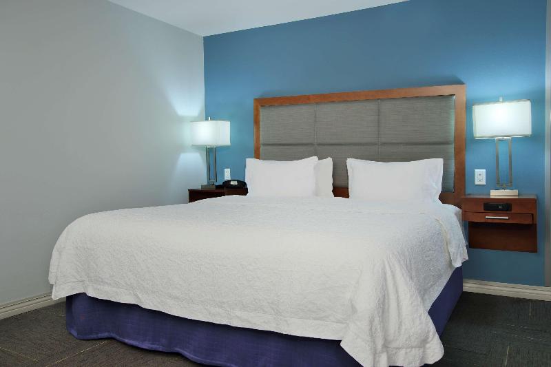 Hampton Inn Jackson/Richland-Highway 49 image