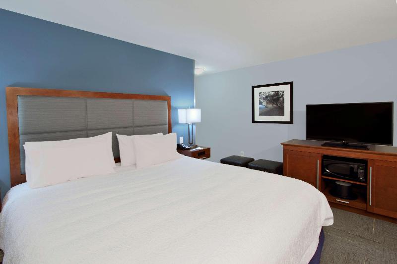 Hampton Inn Jackson/Richland-Highway 49 image