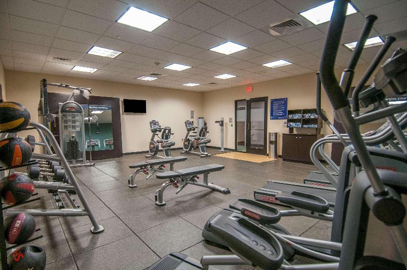 Hampton Inn Hernando image 6