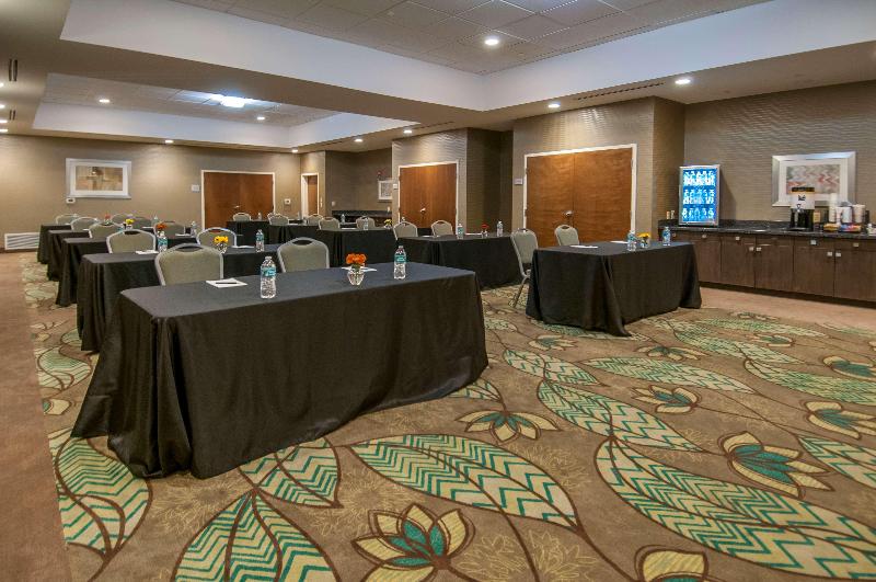 Hampton Inn Hernando image