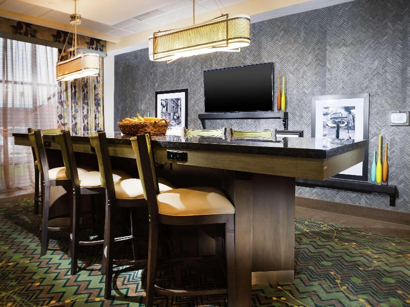 Hampton Inn Hernando image 10