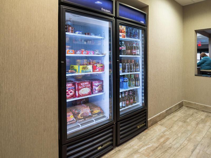 Hampton Inn Hernando image