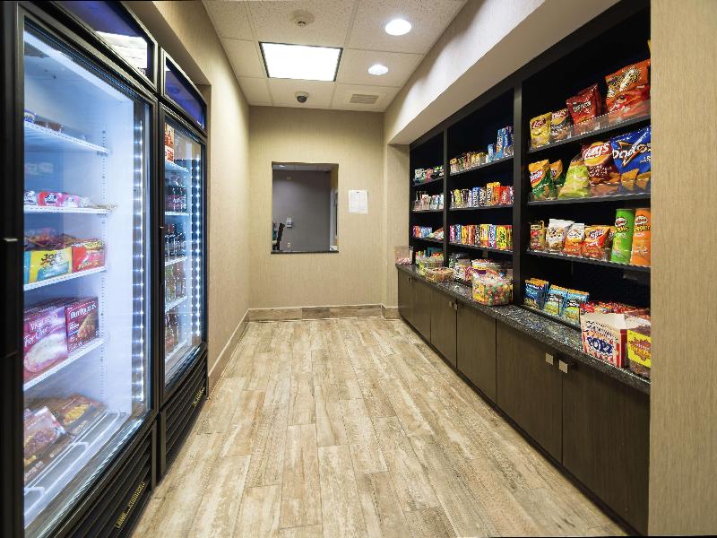 Hampton Inn Hernando image