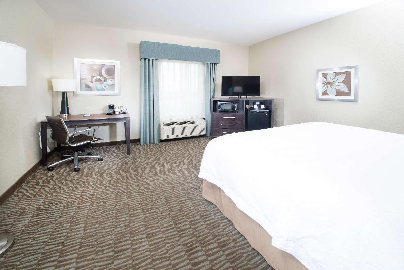 Hampton Inn Hernando image