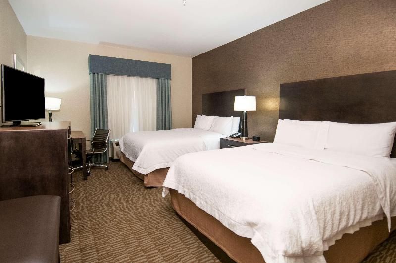 Hampton Inn Hernando image 8