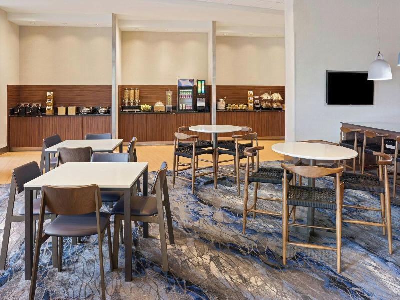 Fairfield Inn & Suites Delray Beach image