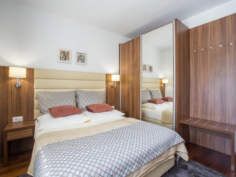 Villa Karda Residence image