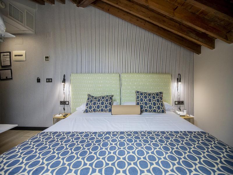Hotel Soho Boutique Malaga image