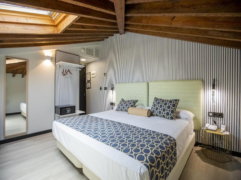 Hotel Soho Boutique Malaga image