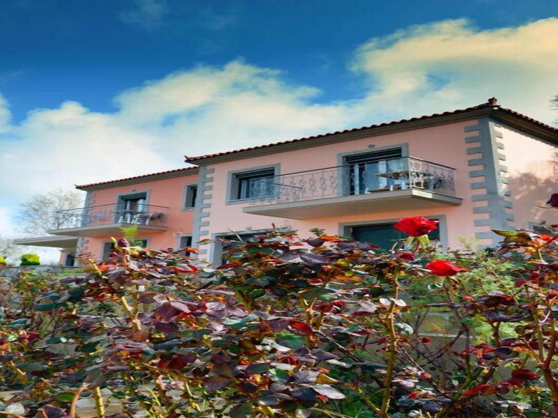 Amygdalies Apartments image