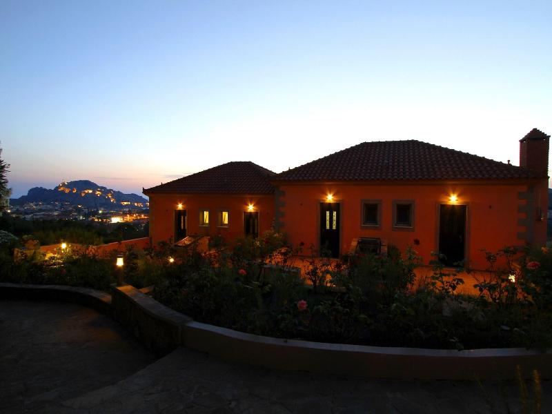 Amygdalies Apartments image