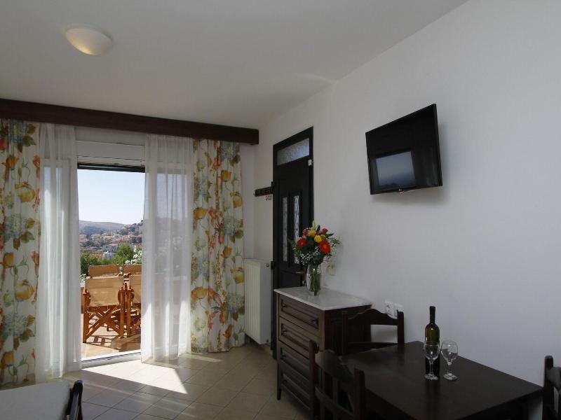 Amygdalies Apartments image