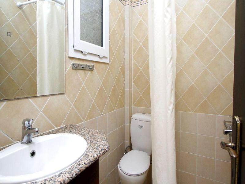 Amygdalies Apartments image