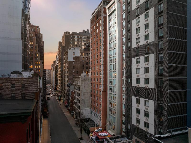 Cambria Suites Chelsea image