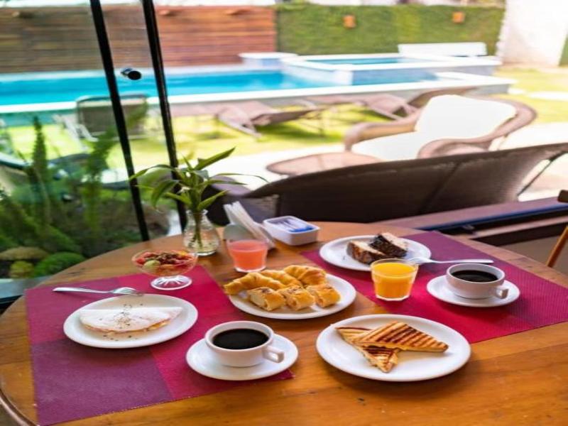 Suri Buzios Hotel image