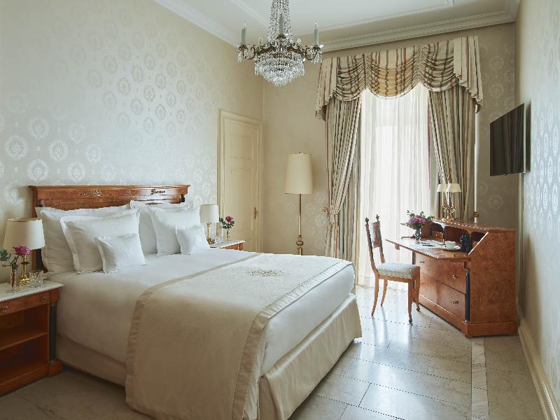 Grand Hotel National Luzern image