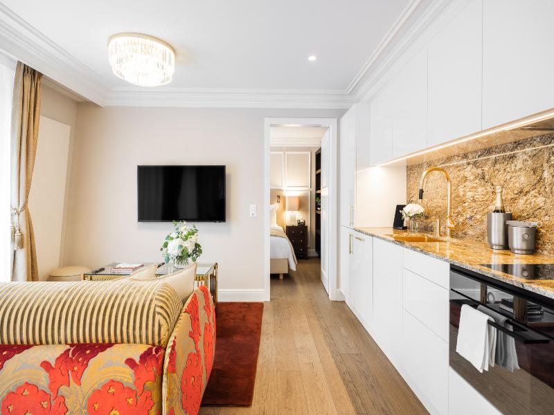 Grand Hotel National Luzern image