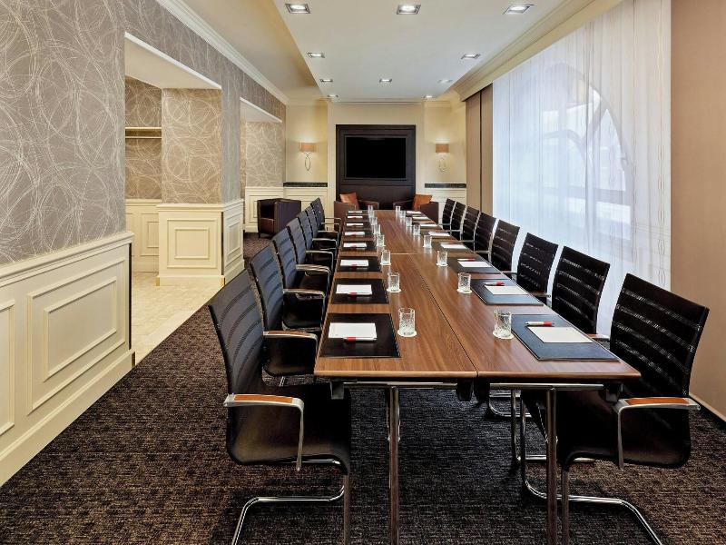 Hamburg Marriott Hotel image