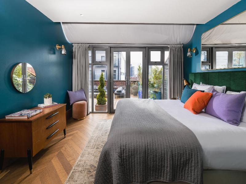 The Place Aparthotel image