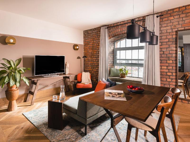 The Place Aparthotel image