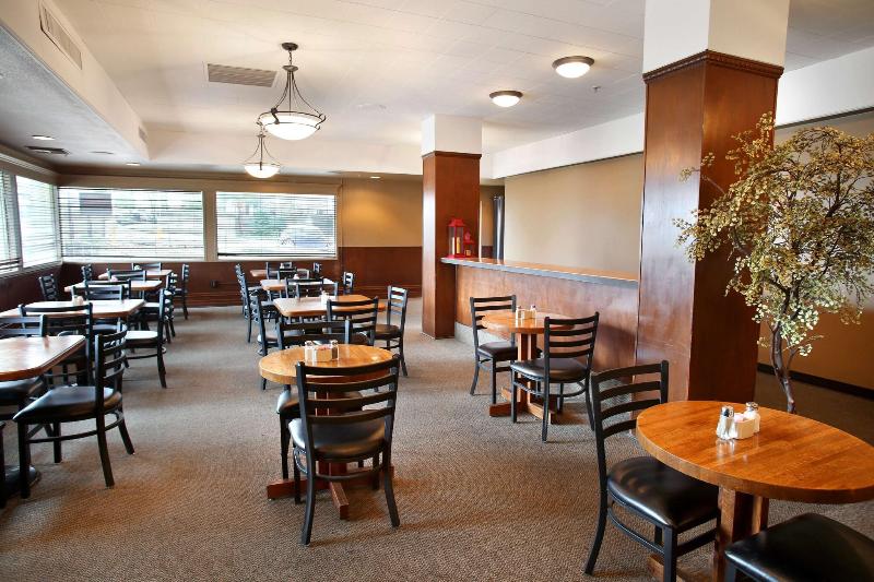 Red Lion Inn & Suites Olympia, Governor Hotel image