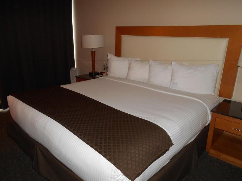 Red Lion Inn & Suites Olympia, Governor Hotel image