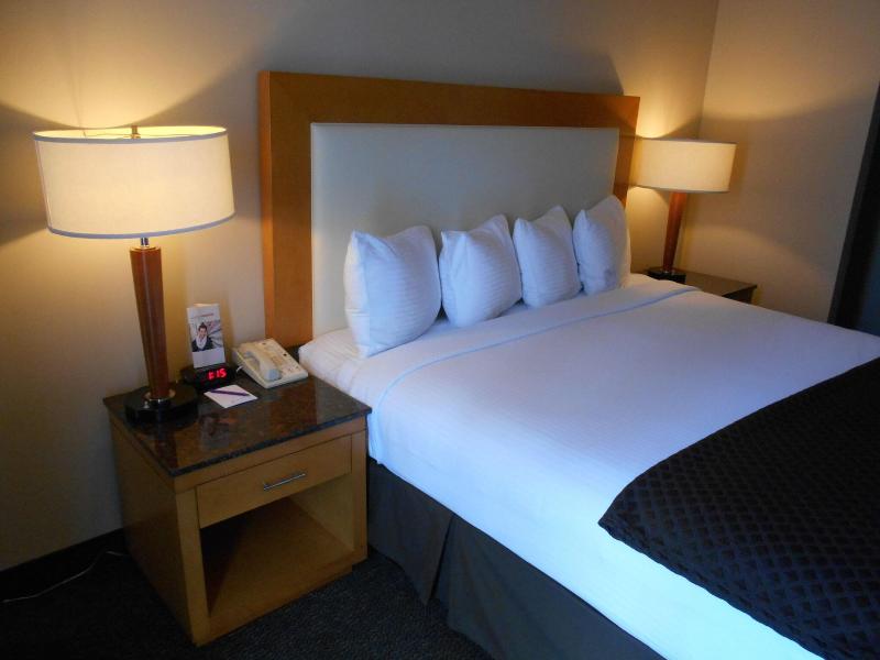 Red Lion Inn & Suites Olympia, Governor Hotel image