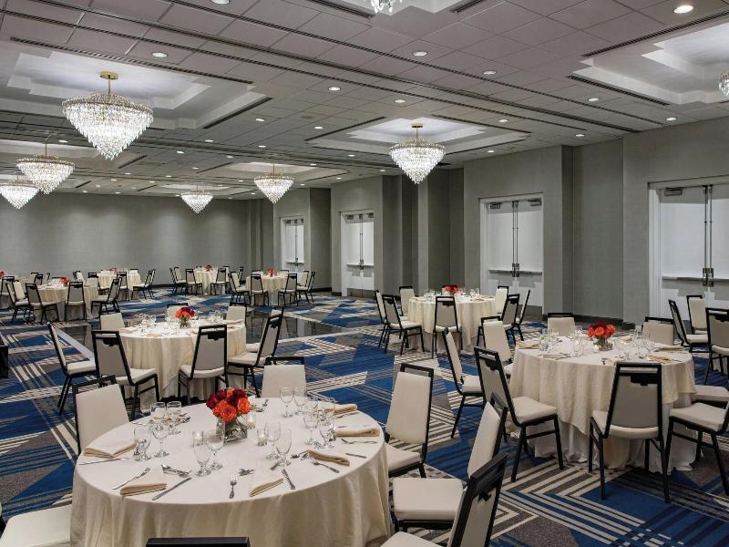 Sheraton Edison Hotel image